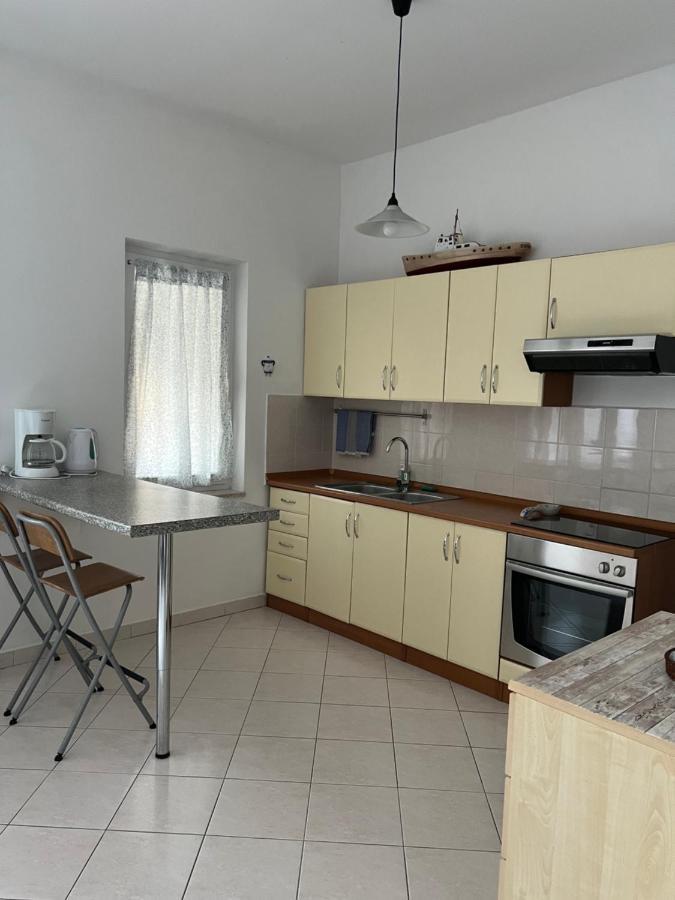 Villa Claudia Beach Apartment Premantura Exterior foto
